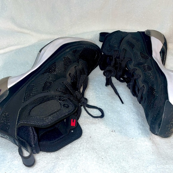 Jordan Air XXXVII GS Boys Shoes Sz 5y (slightly used) - Picture 3 of 5